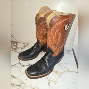 Nocona Bull Neck Skin Mens Boots, Size 12 D, Asking  $195.00